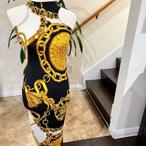 New Maxi Chain Print Dress